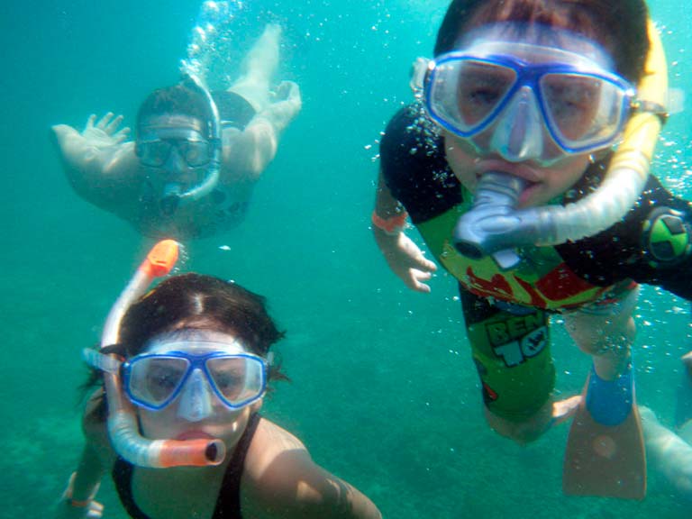 Cosas divertidas para hacer en Cancún con niños: Conocer las profundidades del mar